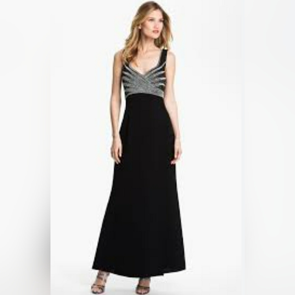 DAYMOR Couture Beaded Bodice Gown, Size 8